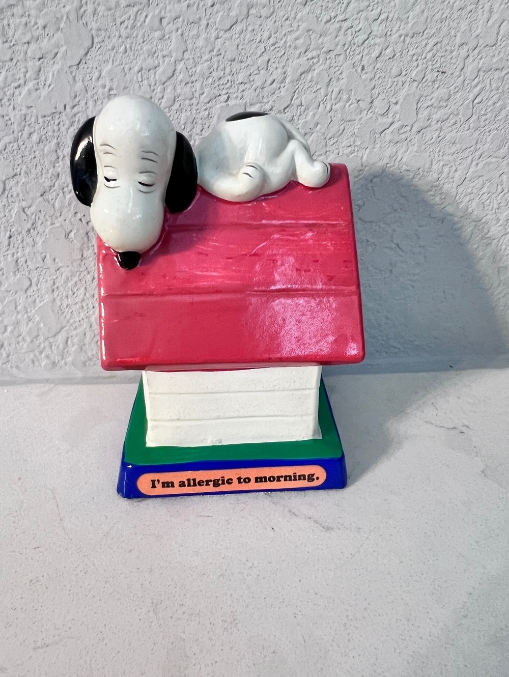 Vintage-1971 Snoopy Doghouse “I’m Allergic to Morning” Determined Figure Japan